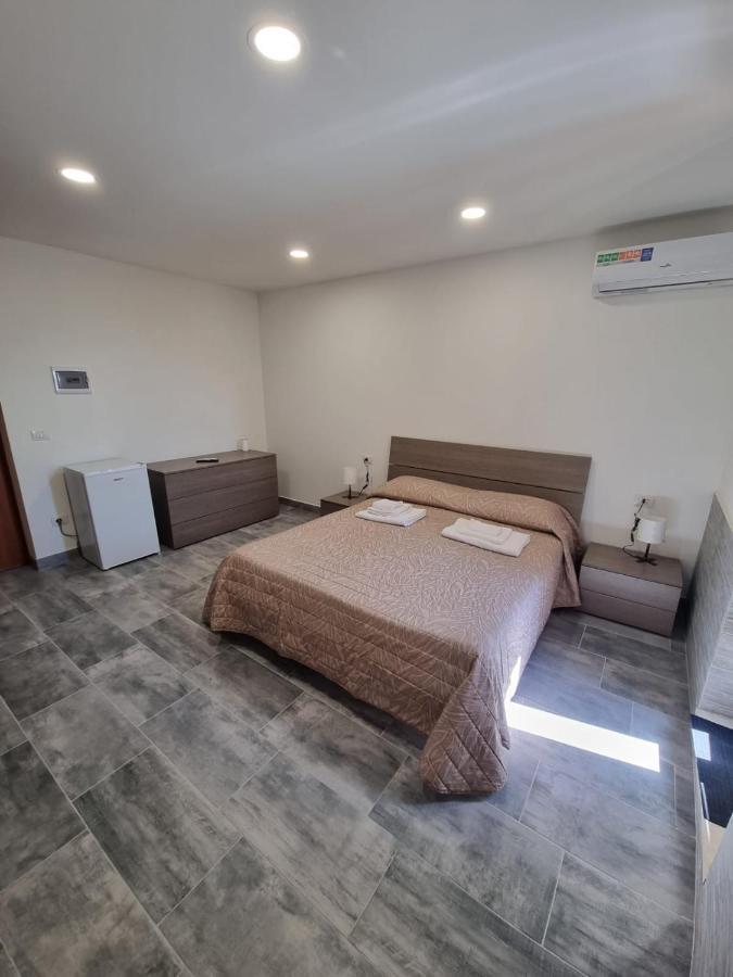 B&B Lapigna 칼타기론 외부 사진