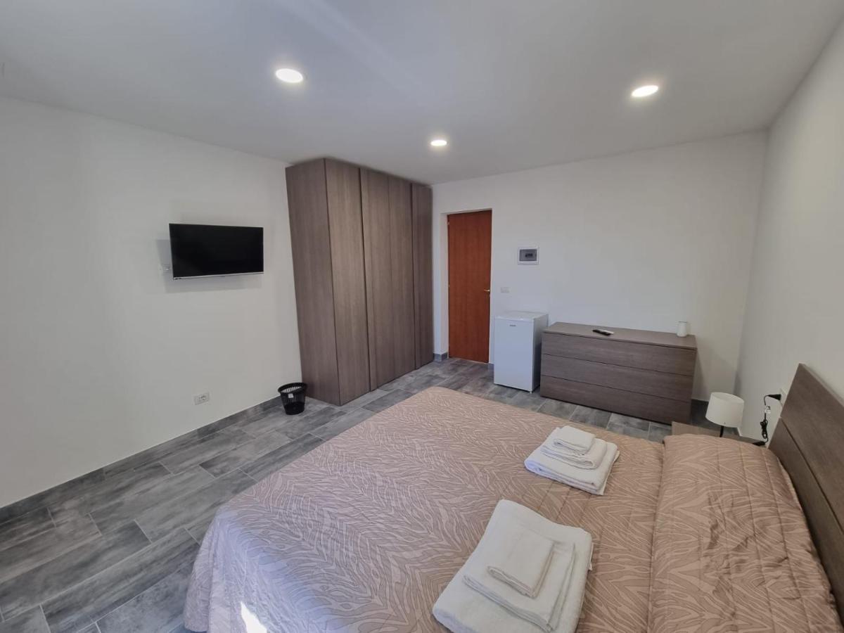 B&B Lapigna 칼타기론 외부 사진